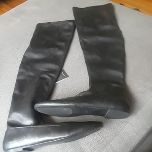 Zara flat stretch knee high flat boots